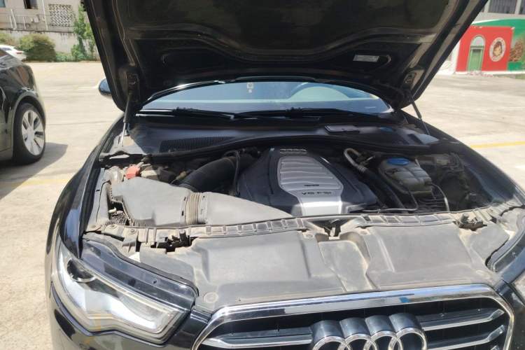 Used Audi A6L 2012 30 FSI Technology Edition Engine Bay Right