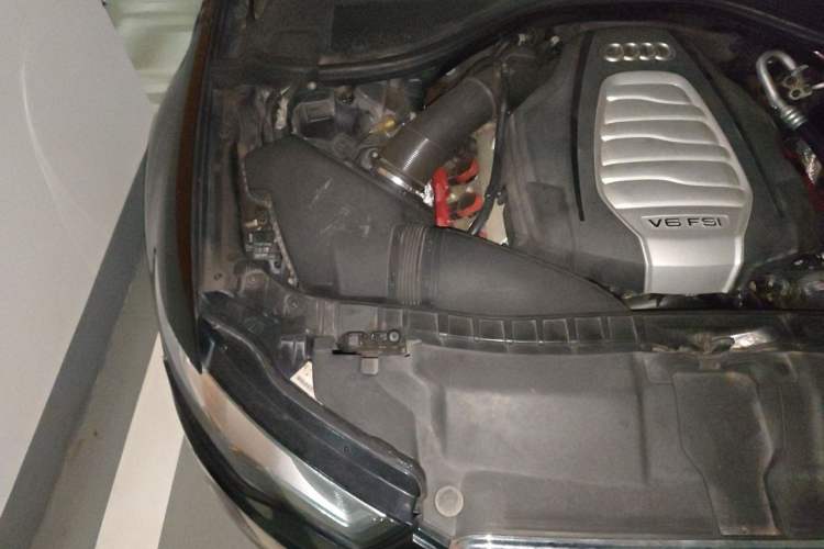 Used Audi A6L 2012 30 FSI Technology Edition Engine Bay Right
