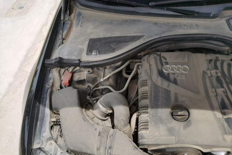 Used Audi A6L 2012 TFSI Standard Model Engine Bay Right