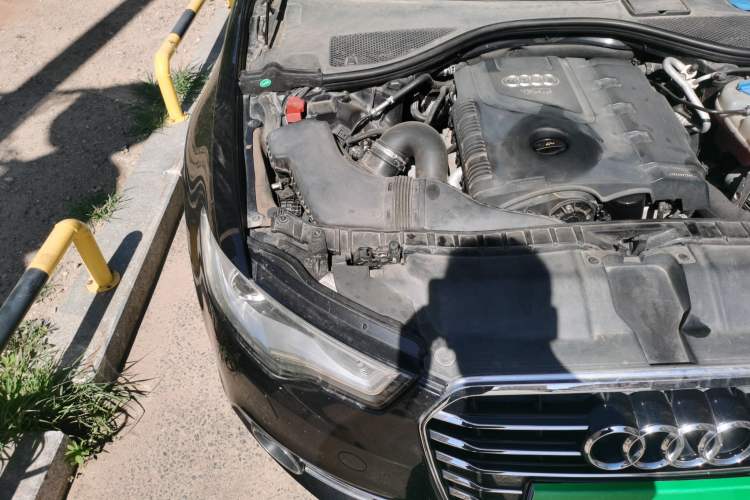 Used Audi A6L 2012 TFSI Standard Model Engine Bay Right