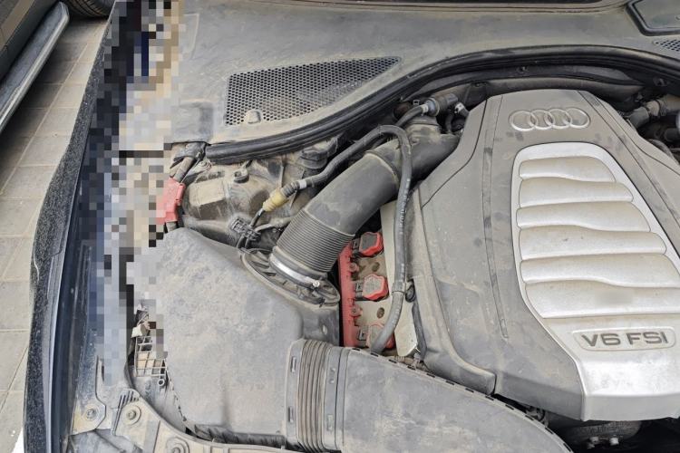 Used Audi A6L 2012 30 FSI Technology Edition Engine Bay Right