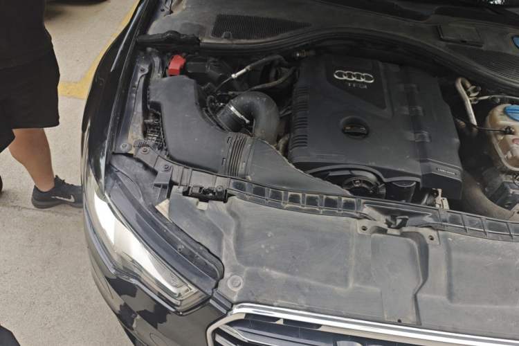 Used Audi A6L 2012 TFSI Standard Model Engine Bay Right