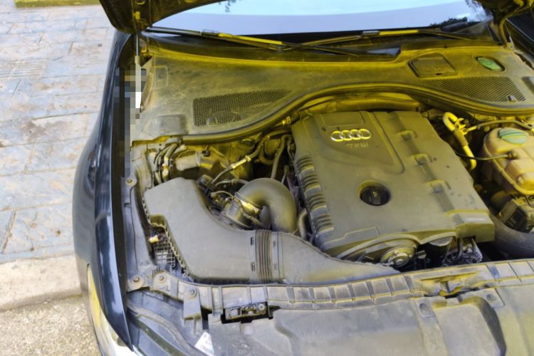 Used Audi A6L 2012 TFSI Standard Model Engine Bay Right