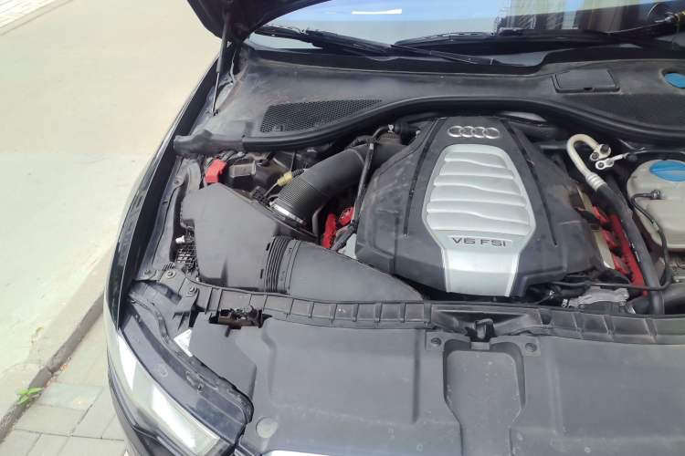 Used Audi A6L 2012 30 FSI Comfort Model Engine Bay Right