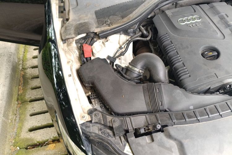 Used Audi A6L 2012 TFSI Standard Model Engine Bay Right