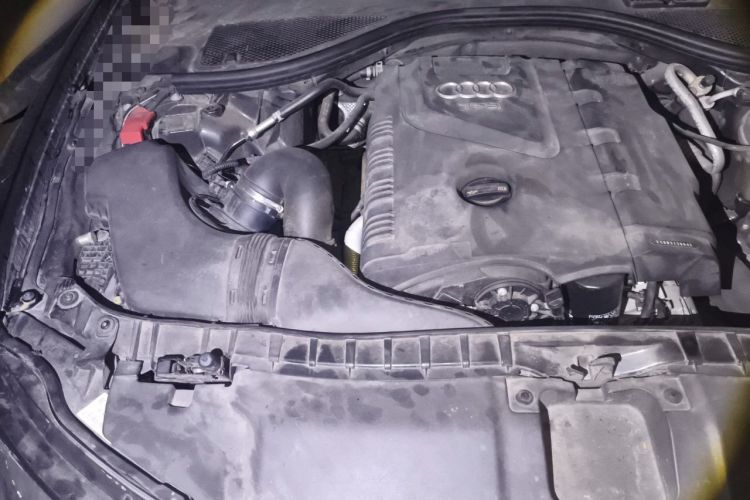 Used Audi A6L 2012 TFSI Standard Model Engine Bay Right