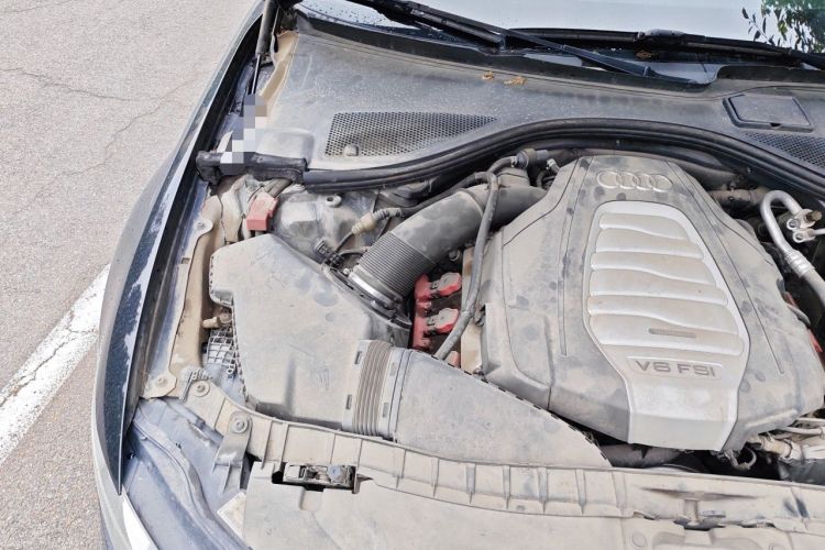 Used Audi A6L 2012 30 FSI Luxury Model Engine Bay Right