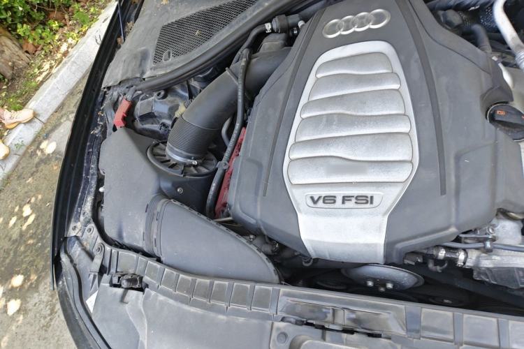 Used Audi A6L 2012 30 FSI Comfort Model Engine Bay Right