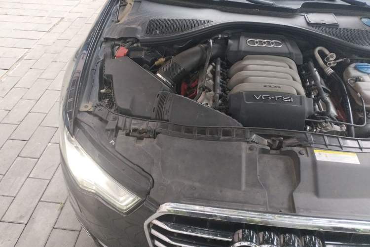 Used Audi A6L 2012 35 FSI Luxury Model Engine Bay Right
