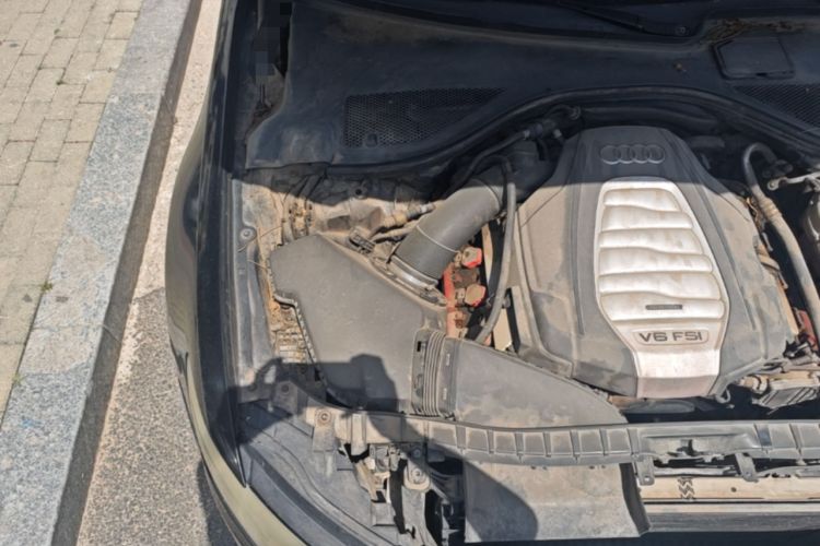 Used Audi A6L 2012 30 FSI Comfort Model Engine Bay Right