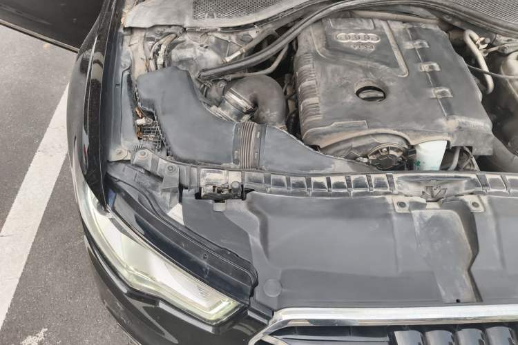 Used Audi A6L 2012 TFSI Standard Model Engine Bay Right