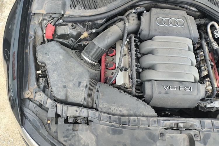Used Audi A6L 2012 35 FSI Luxury Model Engine Bay Right