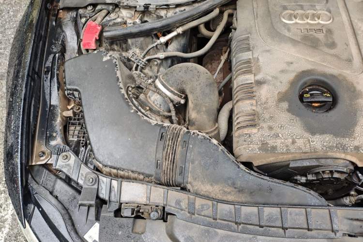 Used Audi A6L 2012 TFSI Standard Model Engine Bay Right