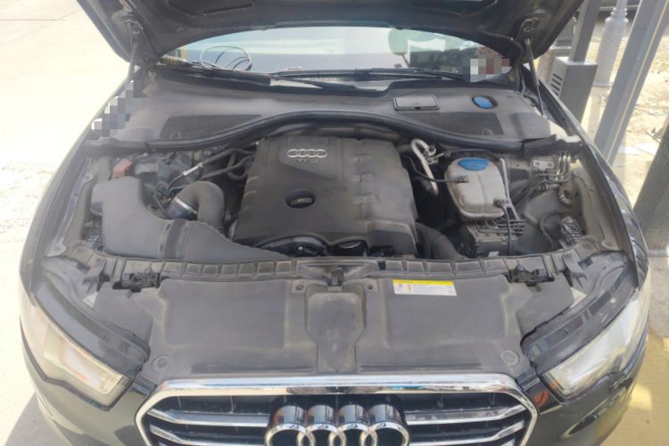 Used Audi A6L 2012 TFSI Standard Model Engine Bay