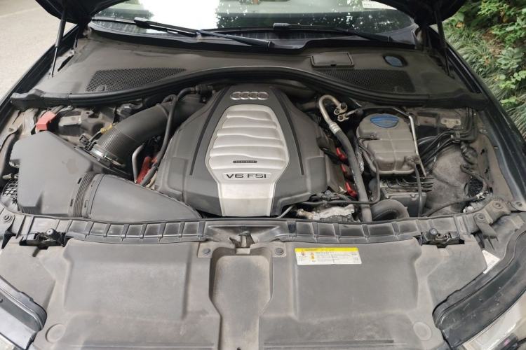 Used Audi A6L 2012 30 FSI Comfort Model Engine Bay
