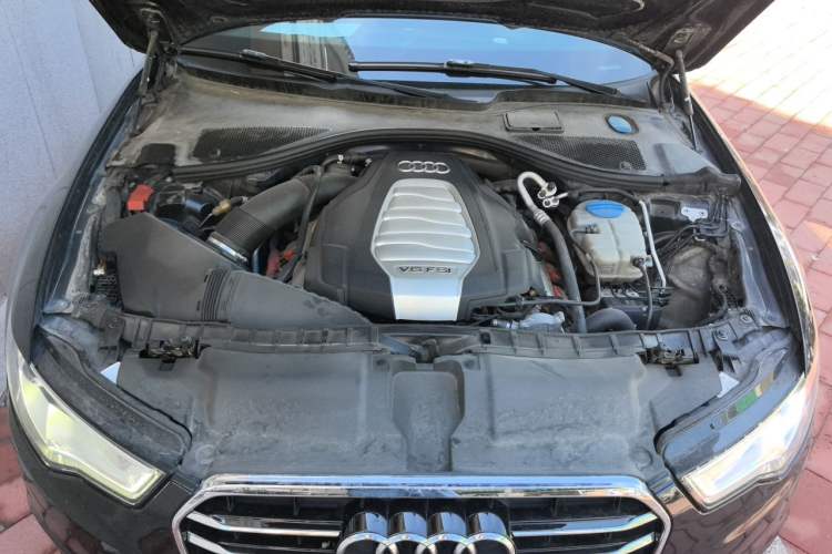 Used Audi A6L 2012 30 FSI Luxury Model Engine Bay