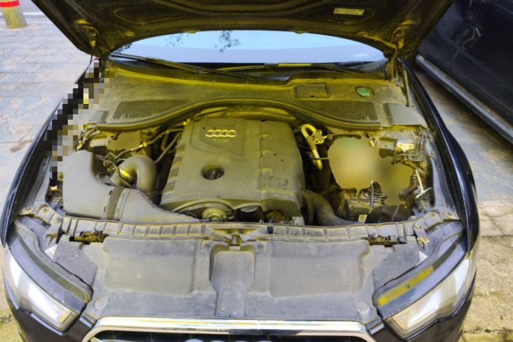 Used Audi A6L 2012 TFSI Standard Model Engine Bay