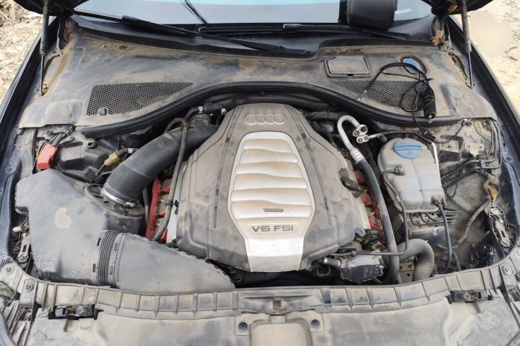 Used Audi A6L 2012 30 FSI Comfort Model Engine Bay