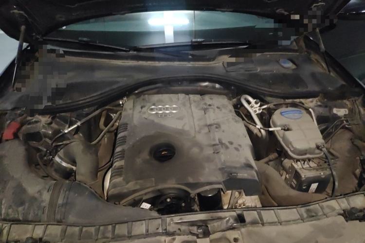 Used Audi A6L 2012 TFSI Standard Model Engine Bay