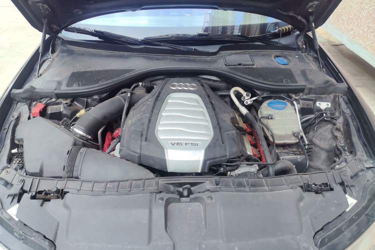 Used Audi A6L 2012 30 FSI Comfort Model Engine Bay