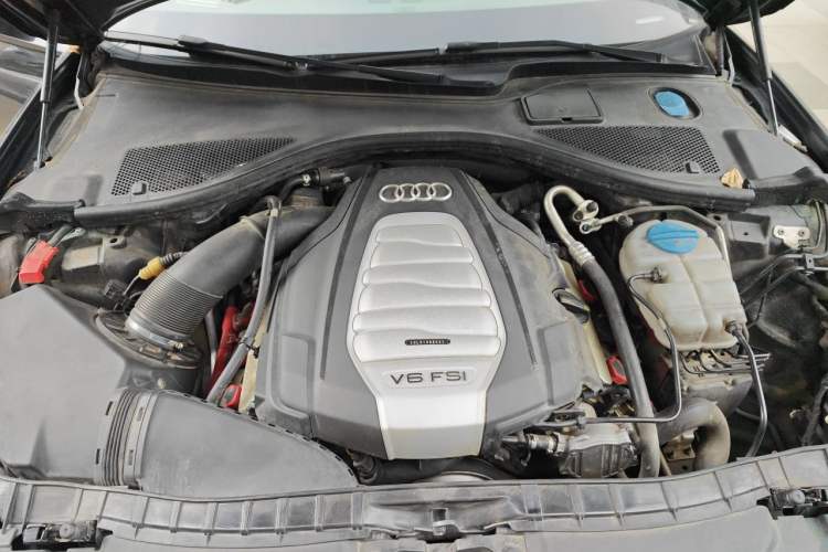 Used Audi A6L 2012 30 FSI Luxury Model Engine Bay