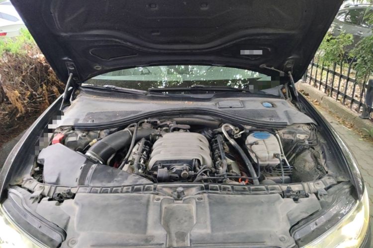 Used Audi A6L 2012 35 FSI Luxury Model Engine Bay