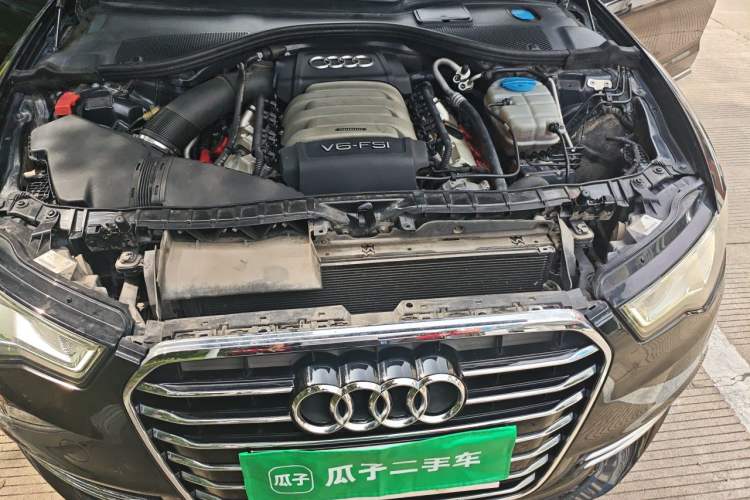 Used Audi A6L 2012 35 FSI Comfort Model Engine Bay