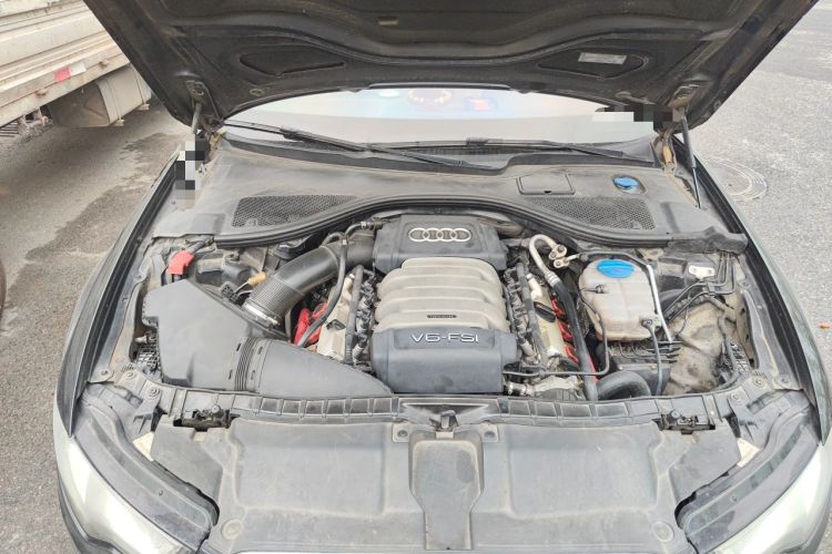 Used Audi A6L 2012 35 FSI Comfort Model Engine Bay