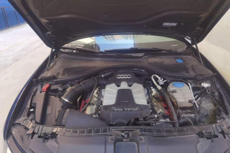 Used Audi A6L 2012 50 TFSI quattro Luxury Model Engine Bay