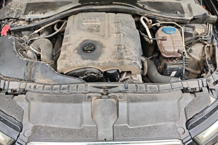 Used Audi A6L 2012 TFSI Standard Model Engine Bay