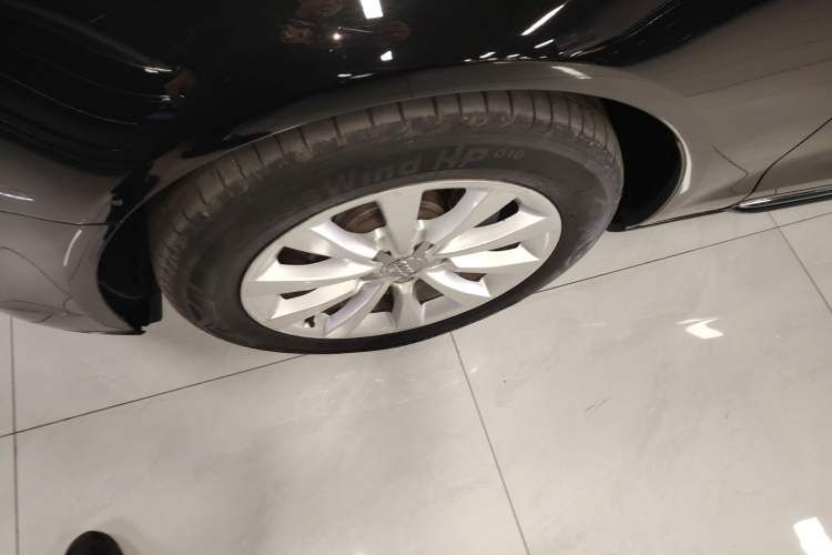 Used Audi A6L 2012 30 FSI Comfort Model Exterior 7