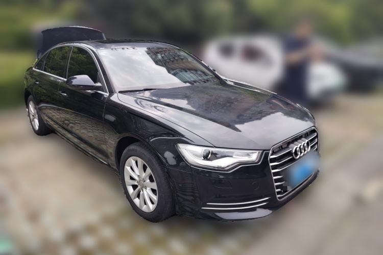 Used Audi A6L 2012 30 FSI Technology Edition Front Right 45 Deg
