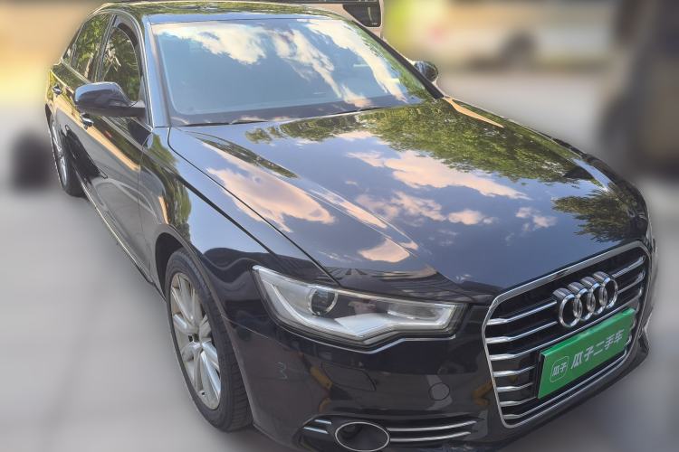 Used Audi A6L 2012 35 FSI Luxury Model Front Right 45 Deg