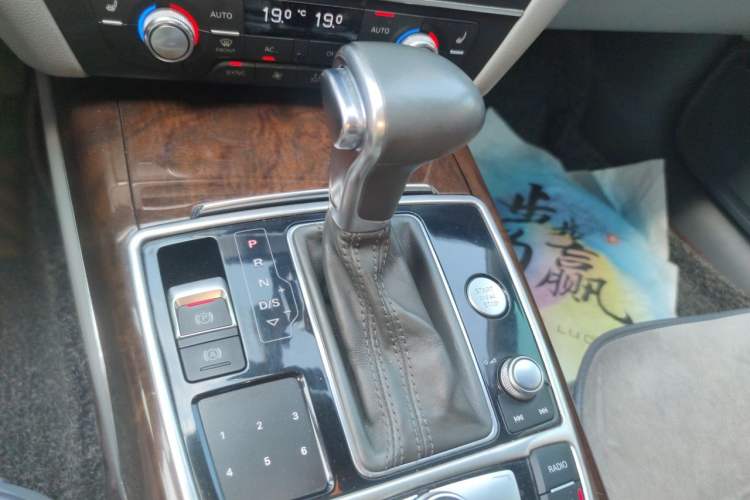 Used Audi A6L 2012 30 FSI Luxury Model Gear Lever