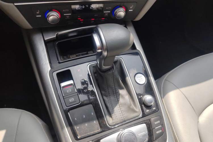 Used Audi A6L 2012 TFSI Comfort Model Gear Lever