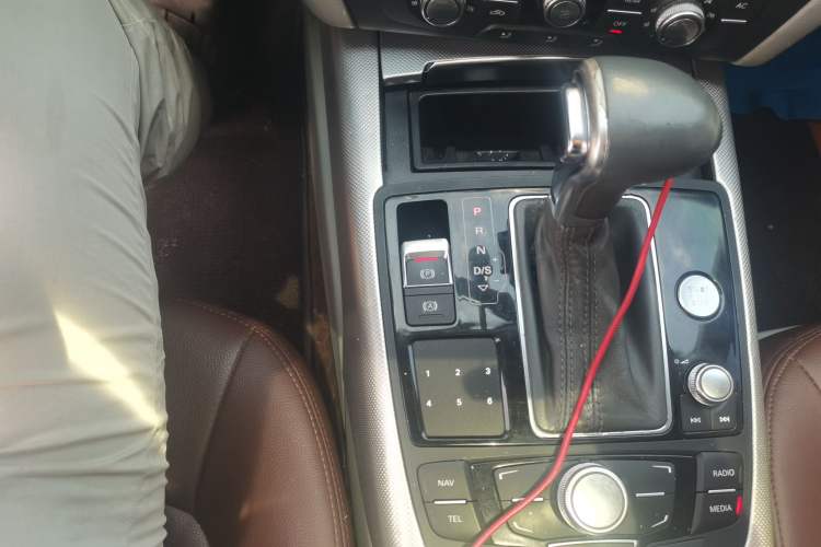 Used Audi A6L 2012 TFSI Standard Model Gear Lever