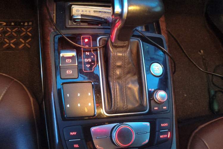 Used Audi A6L 2012 30 FSI Luxury Model Gear Lever