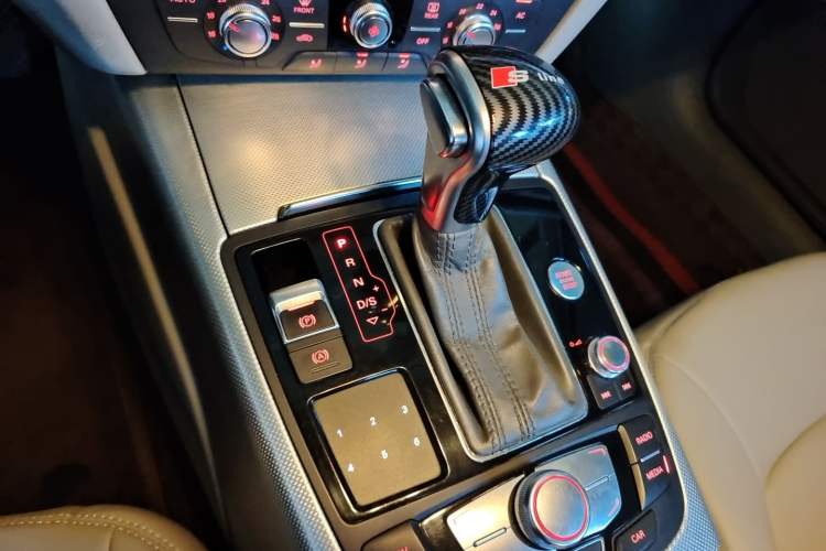 Used Audi A6L 2012 TFSI Standard Model Gear Lever