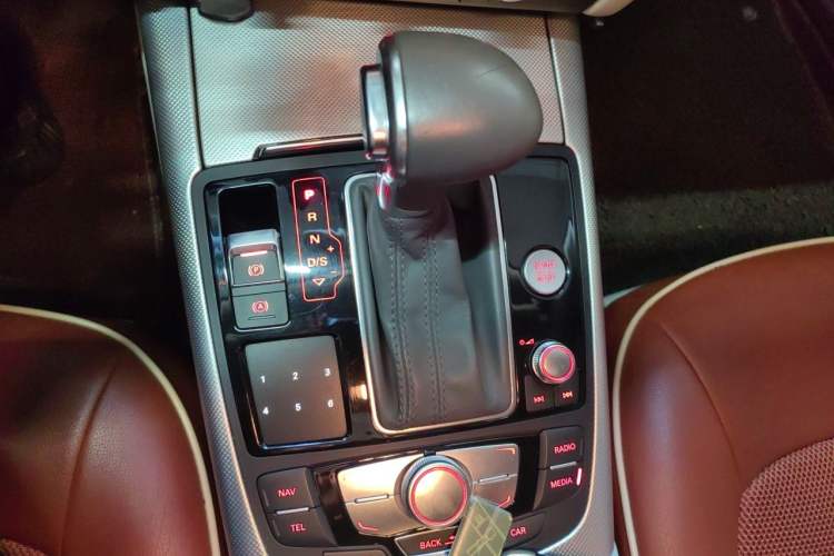 Used Audi A6L 2012 30 FSI Technology Edition Gear Lever