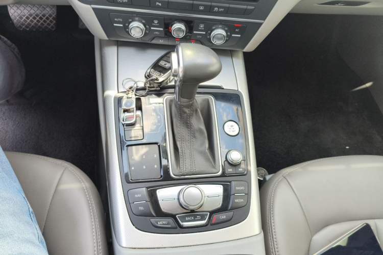 Used Audi A6L 2012 TFSI Standard Model Gear Lever