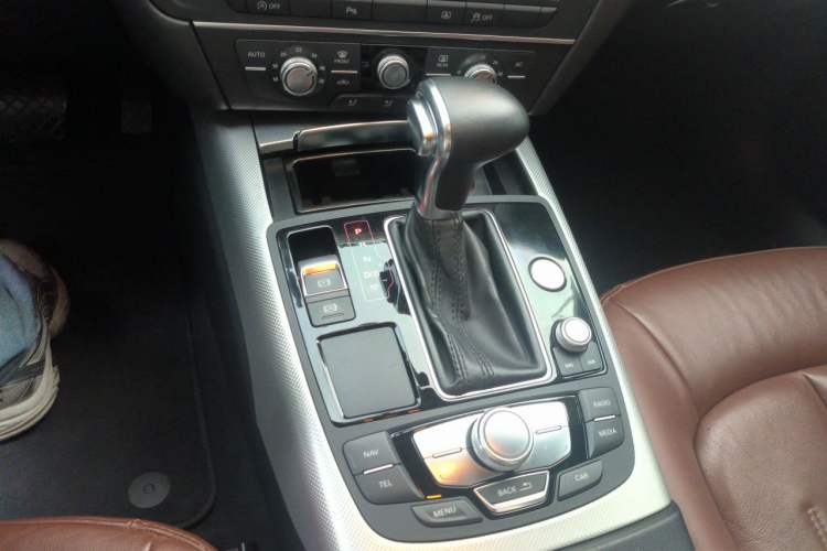Used Audi A6L 2012 TFSI Standard Model Gear Lever