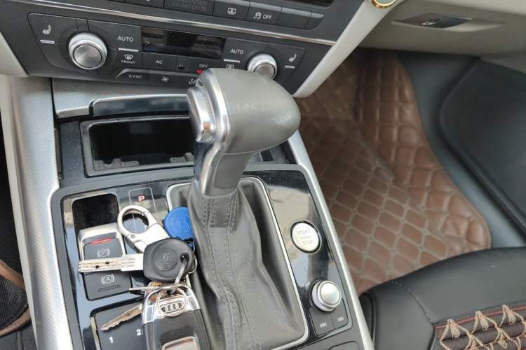 Used Audi A6L 2012 TFSI Comfort Model Gear Lever