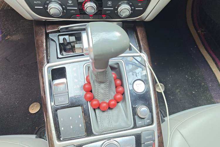 Used Audi A6L 2012 TFSI Standard Model Gear Lever