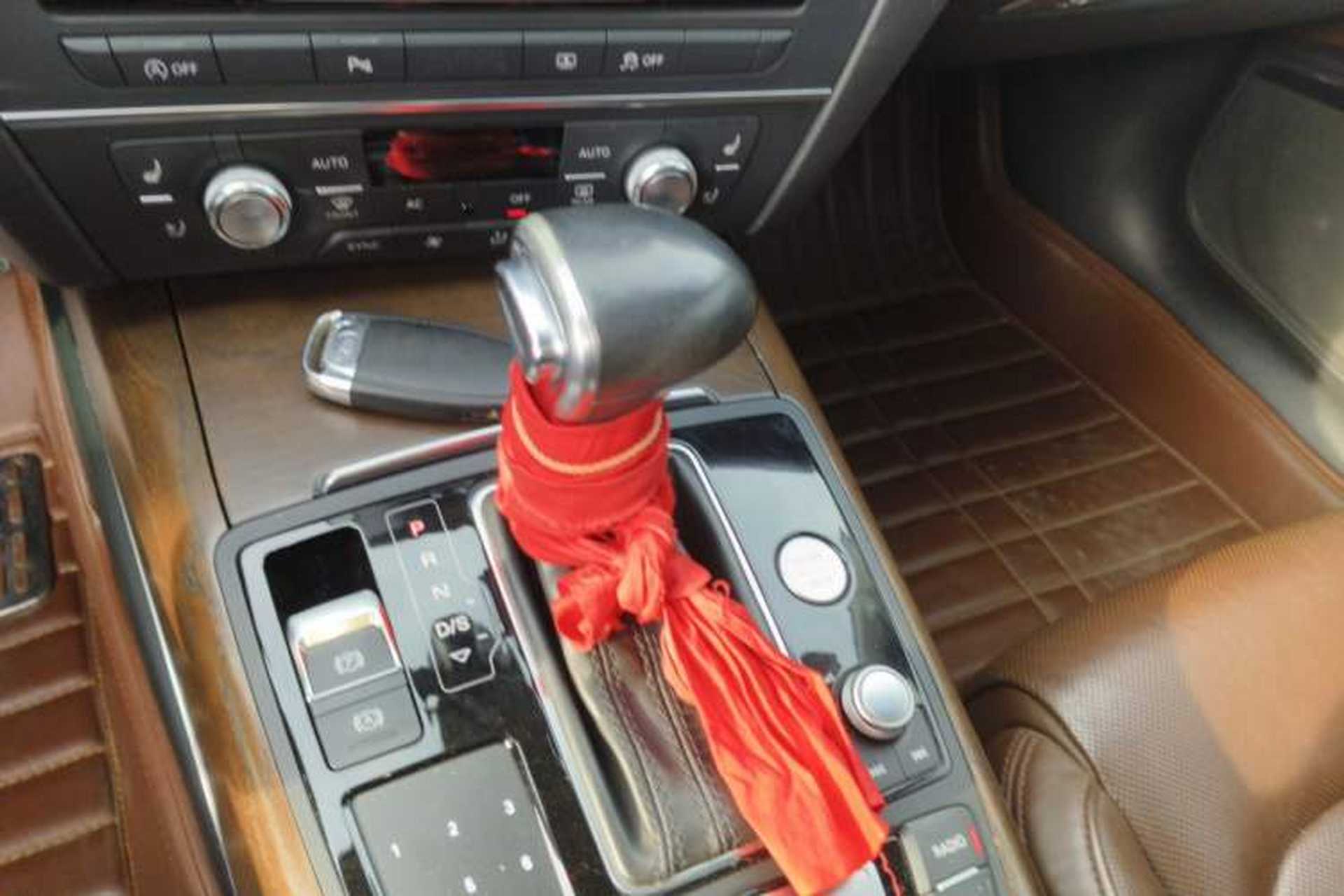 Used Audi A6L 2012 50 TFSI quattro Luxury Model Gear Lever