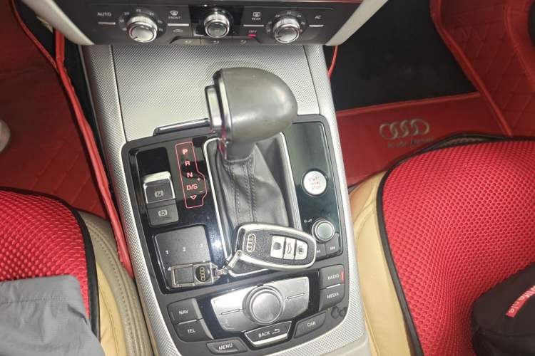 Used Audi A6L 2012 30 FSI Technology Edition Gear Lever