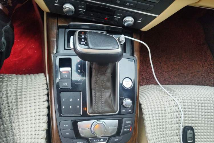 Used Audi A6L 2012 30 FSI Luxury Model Gear Lever