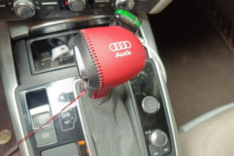 Used Audi A6L 2012 TFSI Standard Model Gear Lever