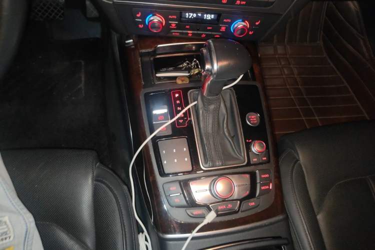Used Audi A6L 2012 35 FSI Luxury Model Gear Lever