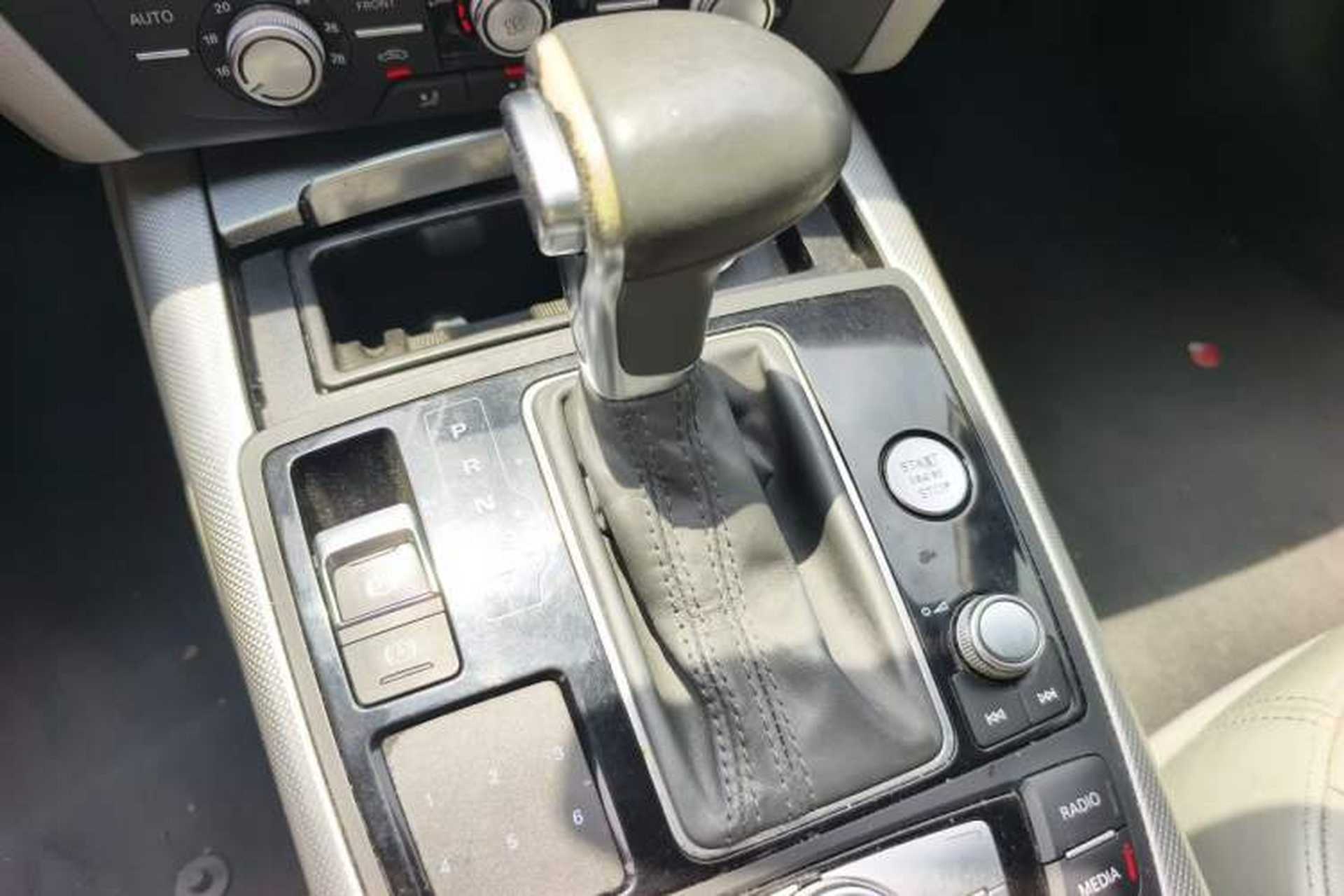 Used Audi A6L 2012 TFSI Standard Model Gear Lever