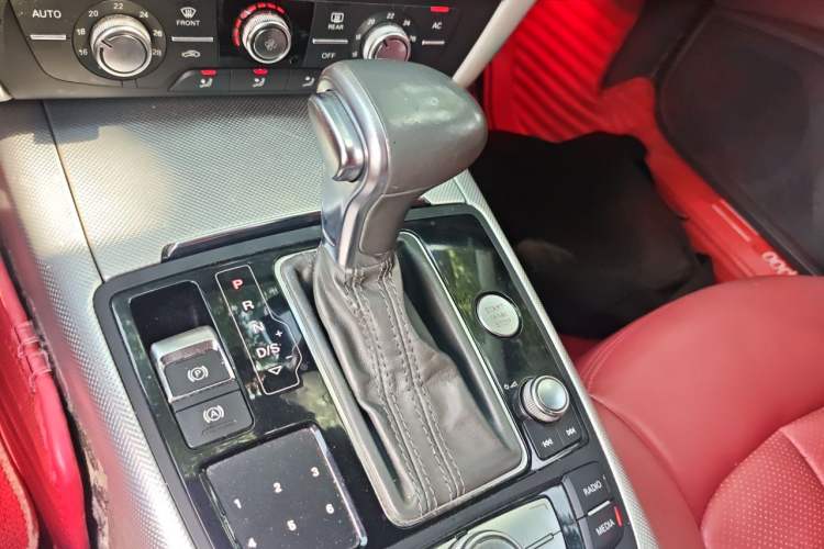 Used Audi A6L 2012 TFSI Standard Model Gear Lever